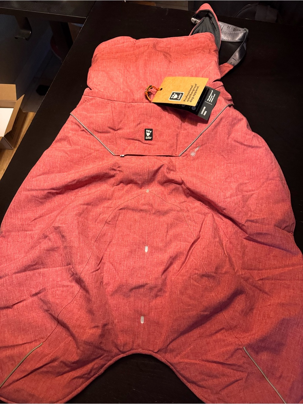 Hurtta Expedition Parka Winter Dog Coat Beetroot Size 55 cm / 22" NWT